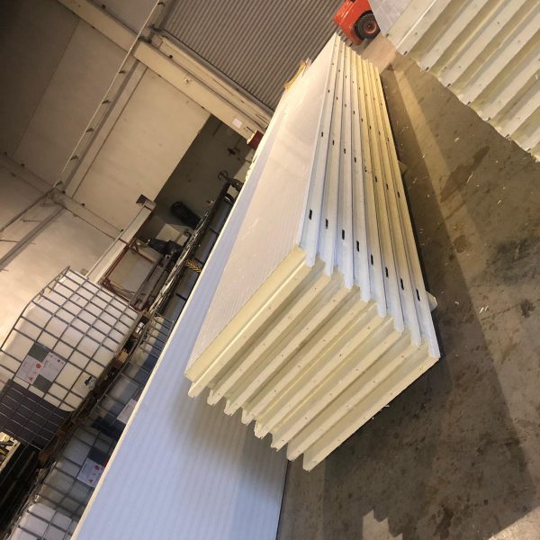 panel sandvic1 600x600 1